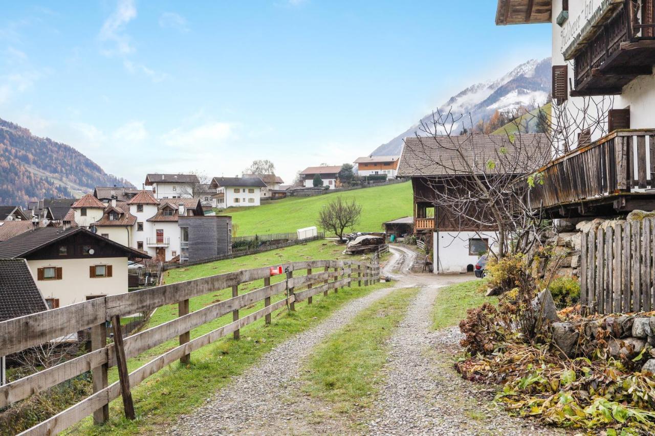 Kelderer Hof - Appartment Meran San Martino In Passiria  Exteriör bild